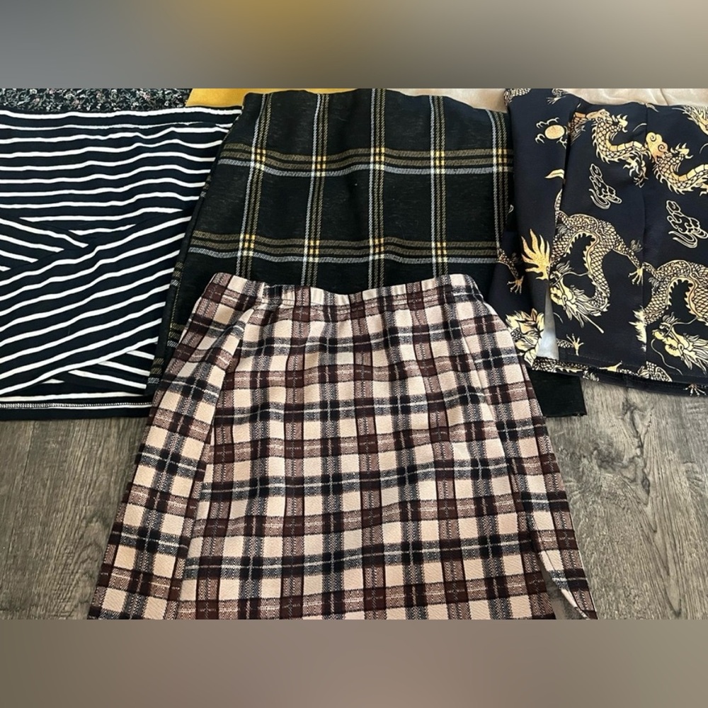 ‼️BUNDLE‼️-3/$6 Women’s Short Skirt Bundle- 3 Stylish Skirts $6